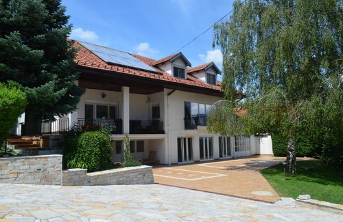 Belgrade Casa | Luxury House With Indoor Pool Near Belgrade