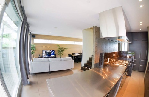 Fraserview Casa | Luxury House with River view
