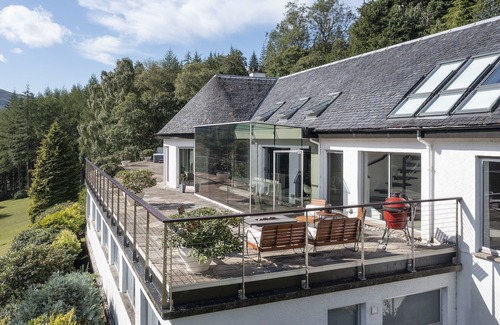 Appin Casa | luxury house with stunning views from every room in a quiet glen