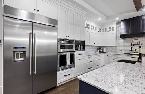 Surrey Otro | Luxury Houses in Surrey(Vancouver)BC. closed to Langley BC.