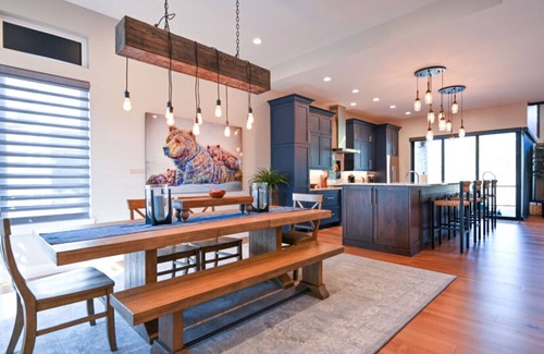 Castle Pines Village Casa | Luxury in Castle Pines Village - Hot Tub & Pool!