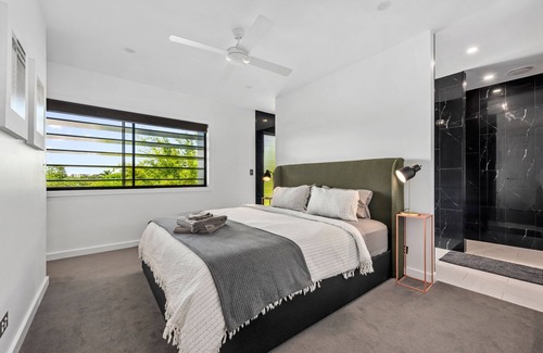 New Farm Casa | Luxury in New Farm!