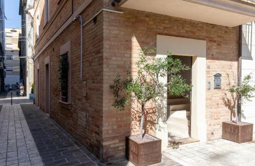 Civitanova Marche Apartamento | Luxury in the Center - Design & Comfort by Host Hero