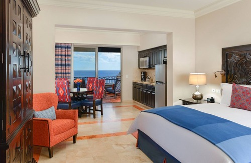 Centro Complejo | Luxury in the heart of Cabo San Lucas