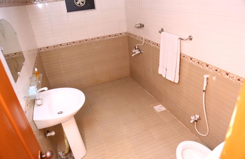 PECHS Hotel | Luxury Inn