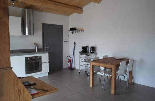 Montemaggiore al Metauro Apartamento | Apartamento de lujo con piscina en un lugar de ensueño cerca del mar con impresionantes vistas