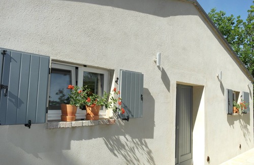 Montemaggiore al Metauro Apartamento | Apartamento de lujo con piscina en un lugar de ensueño cerca del mar con impresionantes vistas