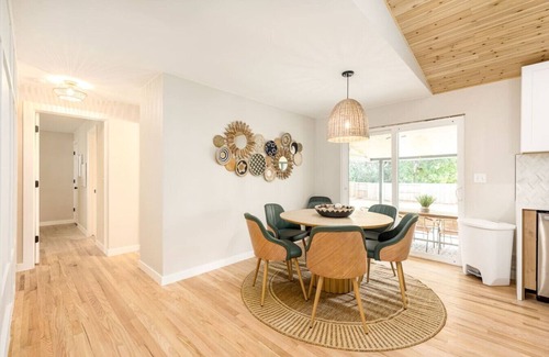 Littleton Casa | Luxury Jungle Haven Near DT Littleton & Denver