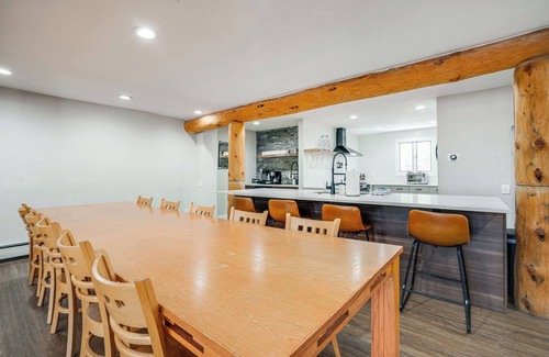 Keystone Cabina | Luxury Keystone Cabin w/ Hot Tub, 1 Mi to Lifts!