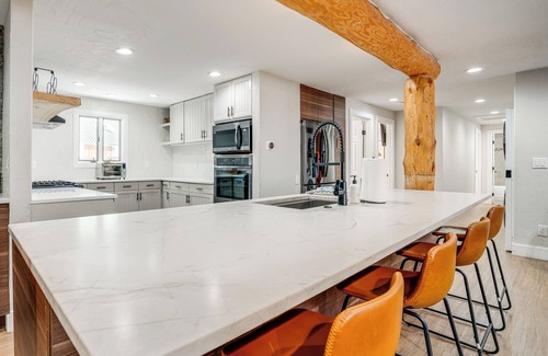 Keystone Cabina | Luxury Keystone Cabin w/ Hot Tub, 1 Mi to Lifts!