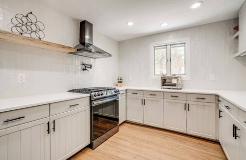 Keystone Cabina | Luxury Keystone Cabin w/ Hot Tub, 1 Mi to Lifts!