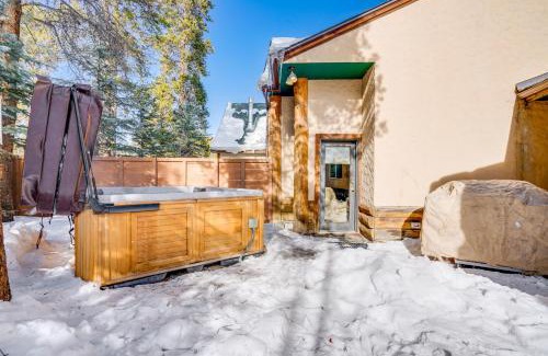 Keystone Casa | Luxury Keystone Cabin with Hot Tub, 1 Mi to Lifts!