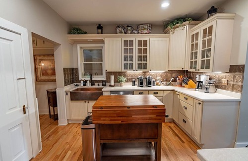 Canon City Apartamento | Luxury King Suite in the heart of the Royal Gorge Region