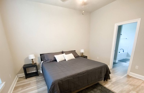 Broadmoor Casa | Luxury & Lagniappe in Baton Rouge! New construction and chic design.