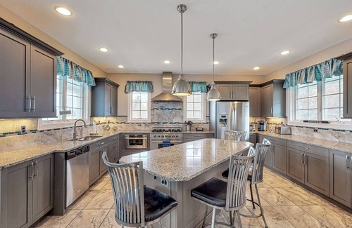 Melrose Casa | Luxury Lake House