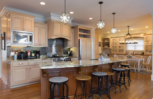 Mount Juliet Casa | Luxury Lake Living Close to the City! w/ optional pontoon boat with a slide!