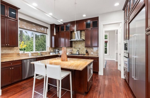 Lakeland South Casa | Luxury Lake Waterfront Friendly Retreat