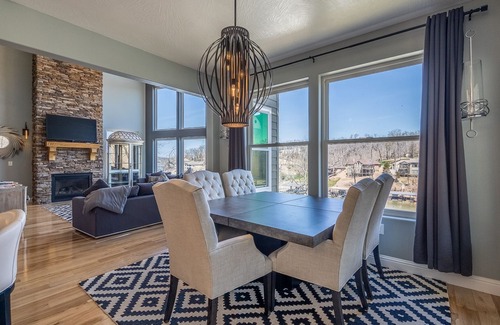 Linn Creek Casa | LAKEAWAY CHALET | 6 Bed, 5 Bath