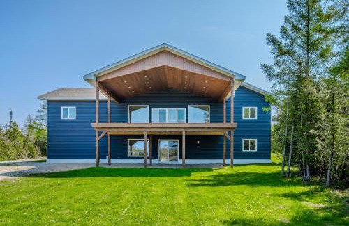 Stokes Bay Chalet De Esquí | Luxury Lakefront Escape W Games Room