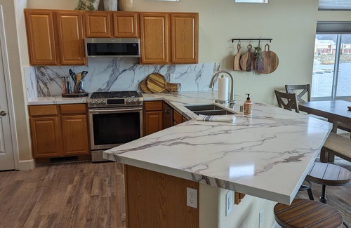 Sparks Casa | Luxury Lakefront Escape with Stunning Views at Sparks Marina