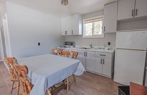 Frontenac Cabina | Luxury Lakefront Loft