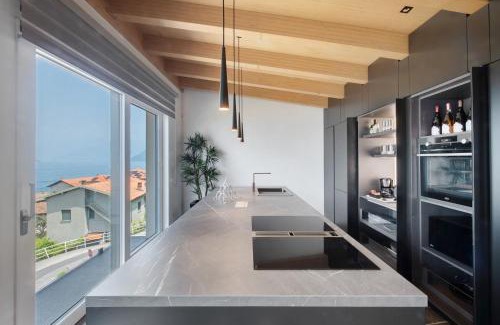 Lezzeno Apartamento | Luxury Lakefront Penthouse