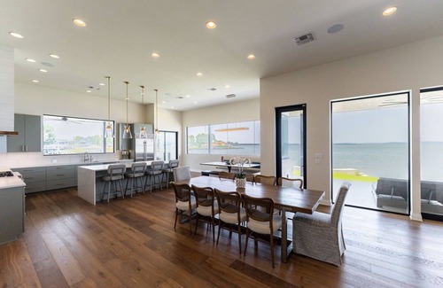 Granite Shoals Casa | Beachy Vibes & 5-Star Comfort - Spacious Living, Gym, Pool & Pickleball Court
