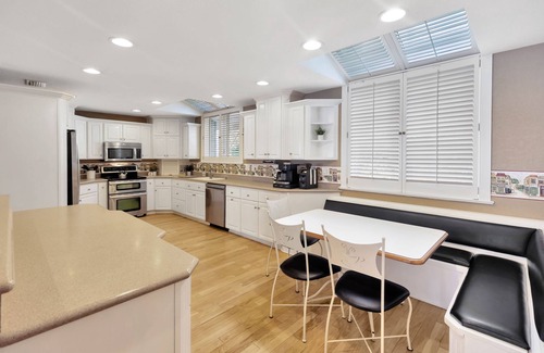 Winter Haven Casa | Luxury lakehouse with private pool, hot tub, & office - close to Legoland