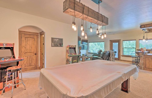 Eagle Villa | Luxury Lakeside Home w/ Game Room: Near Dtwn!