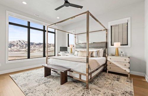Hideout Casa | Luxury Lakeview Retreat A Jordanelle Gem in Hideout, Utah