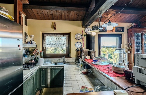 Tolentino Villa | Villa de lujo con piscina grande en Tolentino