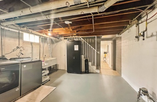 Linden Hills Casa | Luxury Linden Hills: 3BR + Lounge Near Bde Maka Ska