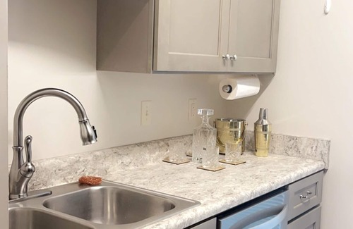 Tuscaloosa Apartamento | Luxury living at an affordable price. Bring the whole family.