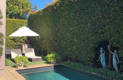 Remuera Casa | Luxury Living in Remuera Family Home w Pool - Prime Location