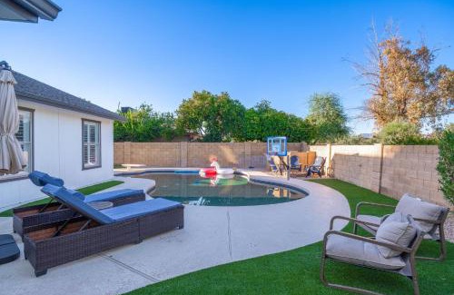 Hayden Estates Casa | Luxury Living, Private Pool, BBQ & Prime Location
