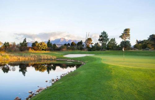 Cape Winelands Villa | Luxury Lodge 1E Pearl Valley Golf Estate