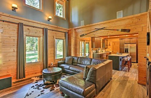 Cle Elum Casa | Luxury Lodge Hot Tub, Snowmobiling and ATV Access!