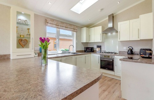 Aubourn Chalet De Esquí | Alojamiento de 1 habitaciones en Swinethorpe, Nr Lincoln