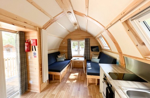 Tomintoul Cabina | Grande-Cabaña-Baño privado con ducha