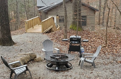 Christian County Casa | Luxury Lodge in the Wilderness