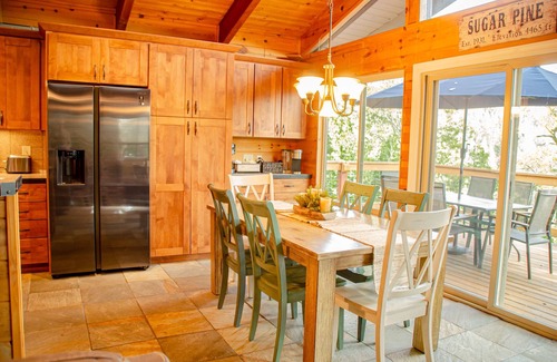 Mi-Wuk Village Cabina | Luxury Lodge nestled in the Sierras.