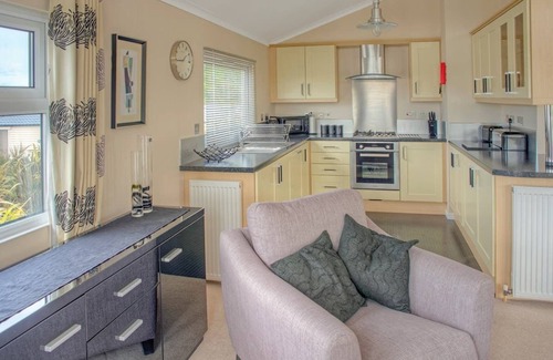 Tan-y-groes Chalet De Esquí | Alojamiento de 2 habitaciones en Tresaith Beach, Cardigan, Ceredigion