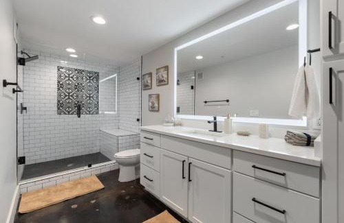 Deep Ellum Apartamento | Luxury Loft-Coastal Vibe