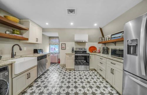 Kennett Square Apartamento | Luxury Loft in Historic Carriage House