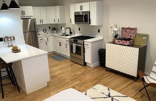 New Britain Apartamento | Luxury Loft (perfect for business or pleasure)