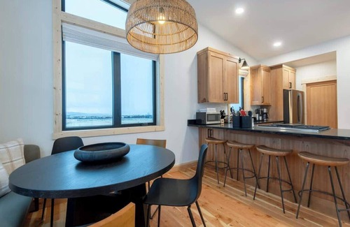 Driggs Casa | Luxury Loft Retreat with Stunning Mountain Views