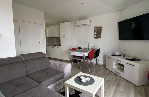 Liganj Apartamento | Luxury Lovran Apartments with Swimming Pool - Standard One Bedroom Apartment