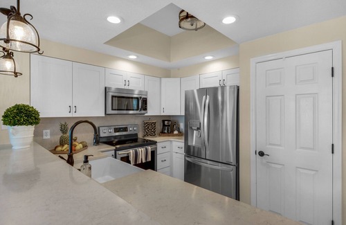 Miramar Beach Condominio | LUXURY Magnificent Top-Floor Views Pool Beach Balconies Destin Miramar Beach