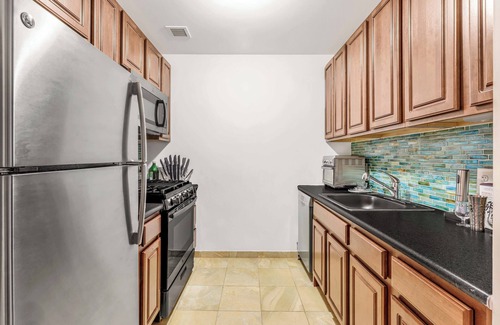 Harlem Apartamento | Luxury Manhattan abode with balcony and rooftop, close to all.