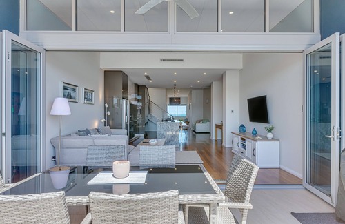 Mindarie Casa | Luxury Marina Townhouse